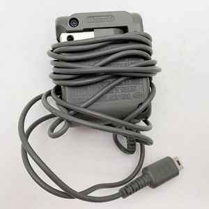 Nintendo‎ DS AC Adapter Plug In